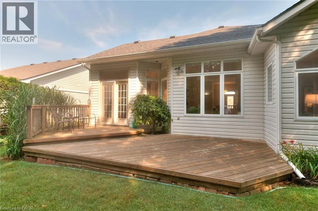 17 WOODS EDGE Court Unit# 165, #165