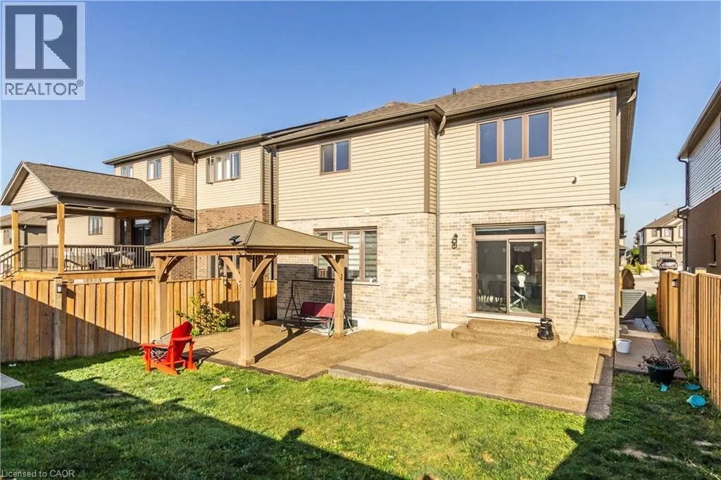 162 MOUNTAIN HOLLY COURT