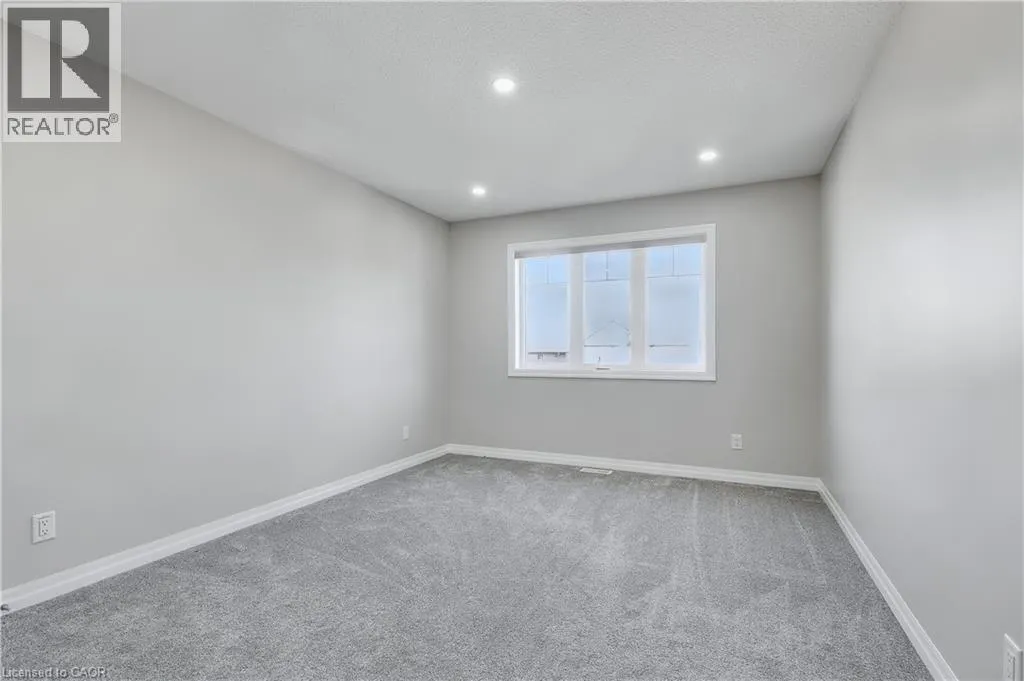 162 MOUNTAIN HOLLY COURT