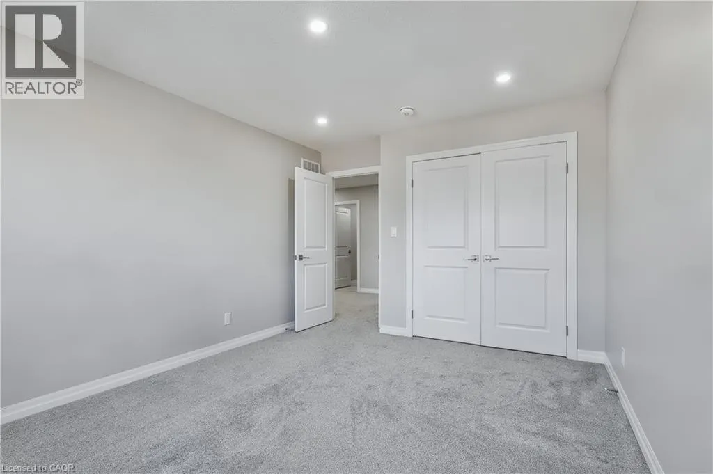 162 MOUNTAIN HOLLY COURT