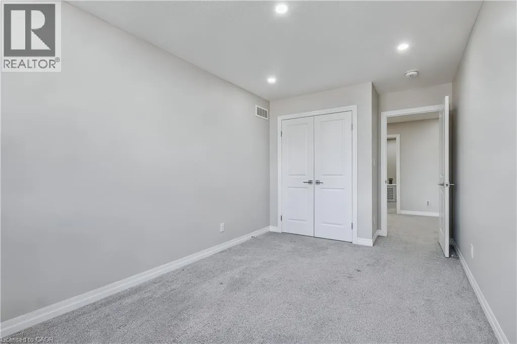 162 MOUNTAIN HOLLY COURT