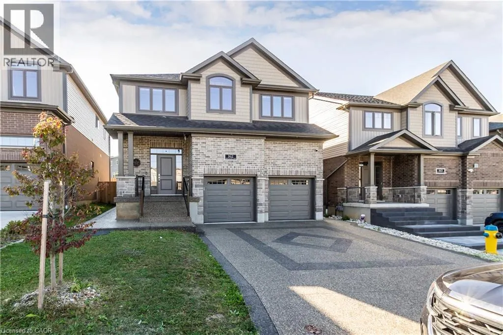 162 MOUNTAIN HOLLY COURT