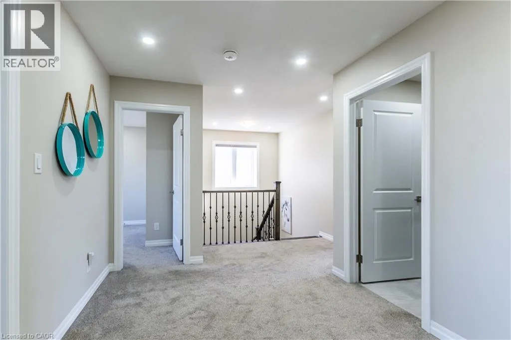 162 MOUNTAIN HOLLY COURT