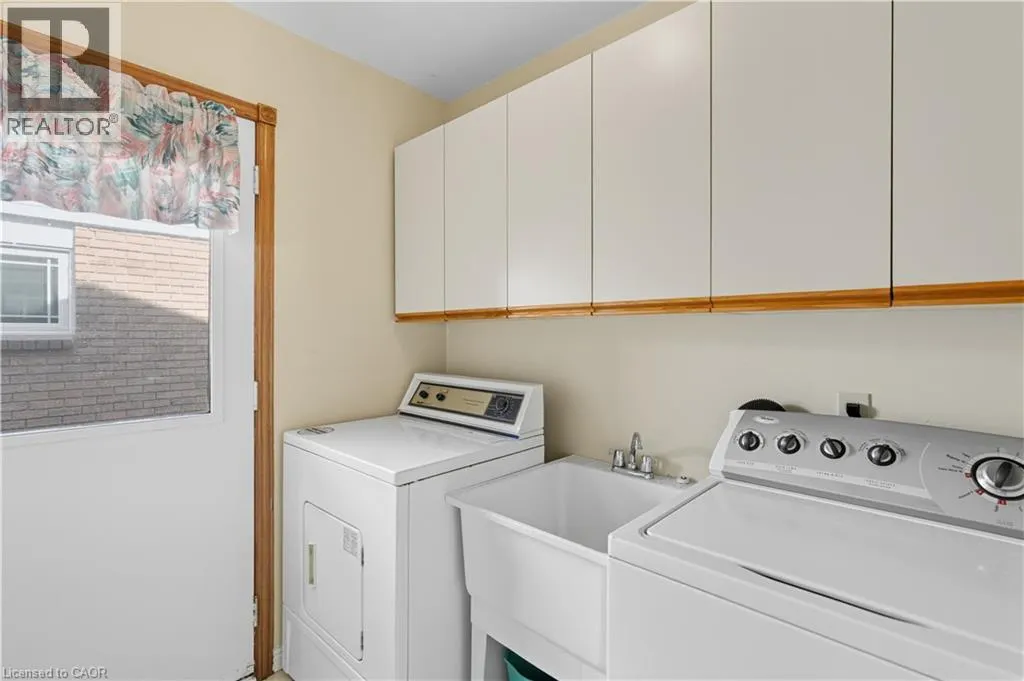 40 GATESTONE Drive