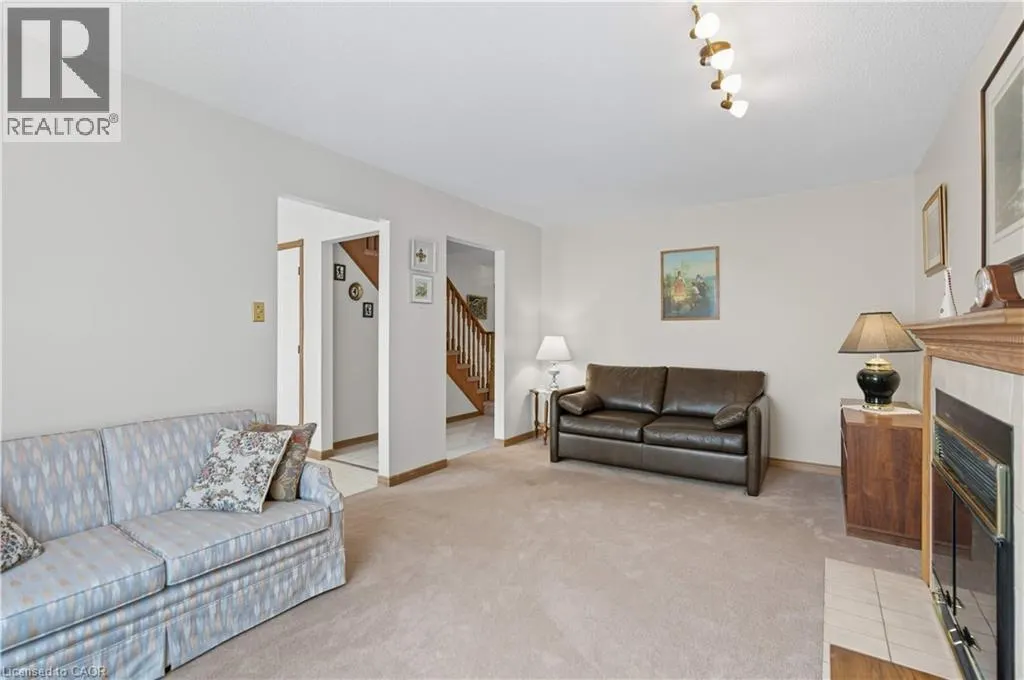 40 GATESTONE Drive