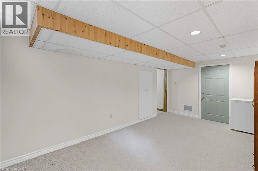 40 GATESTONE Drive