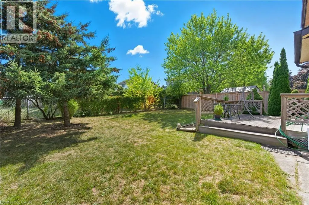 40 GATESTONE Drive
