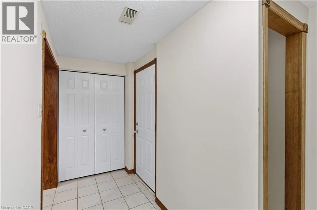 40 GATESTONE Drive