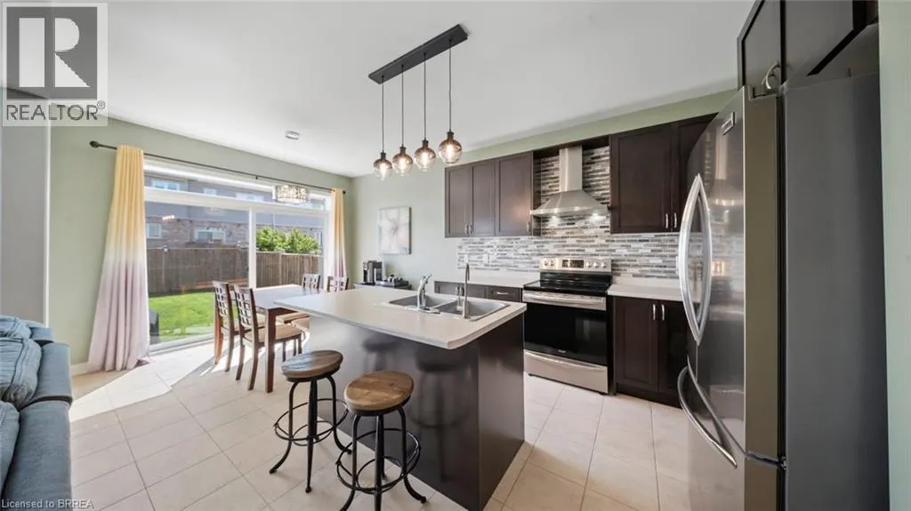 119 BARLOW Place