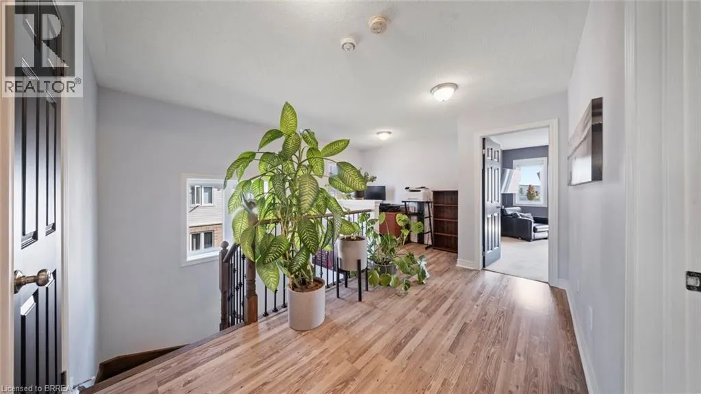 119 BARLOW Place