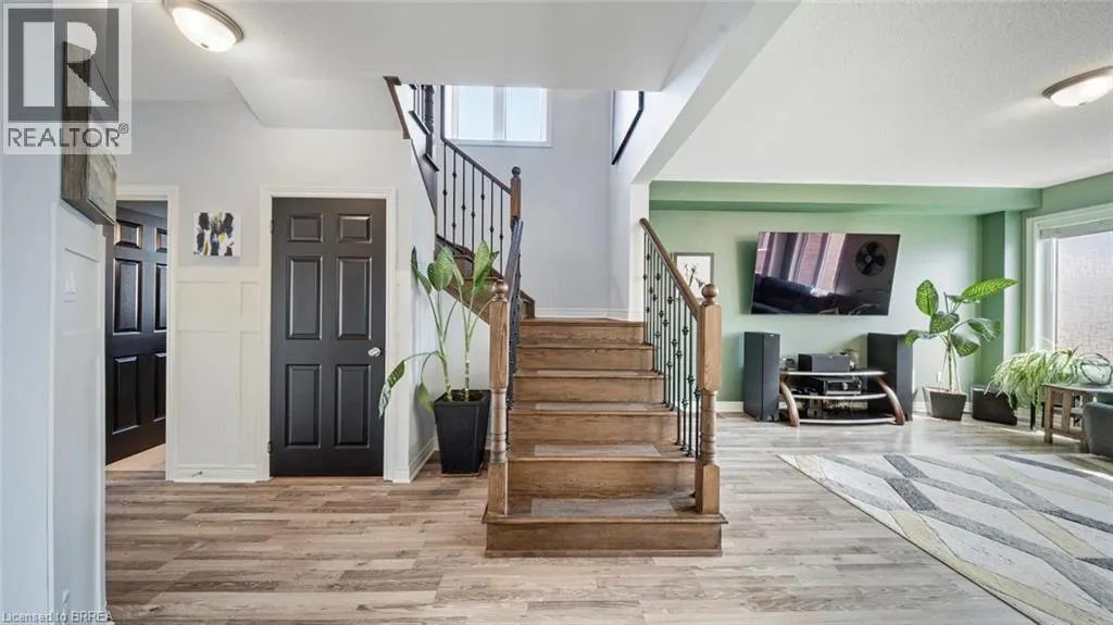 119 BARLOW Place