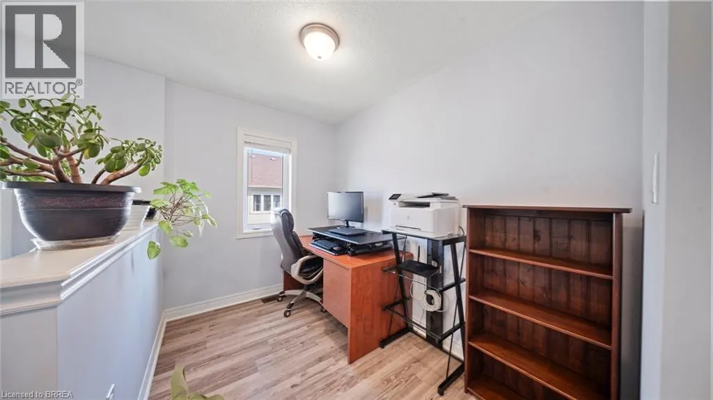 119 BARLOW Place