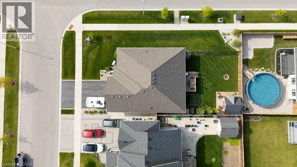 100 TAMARACK Boulevard