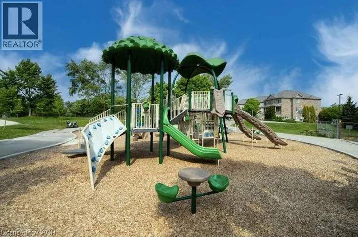 35 MOUNTFORD Drive Unit# 121, #121