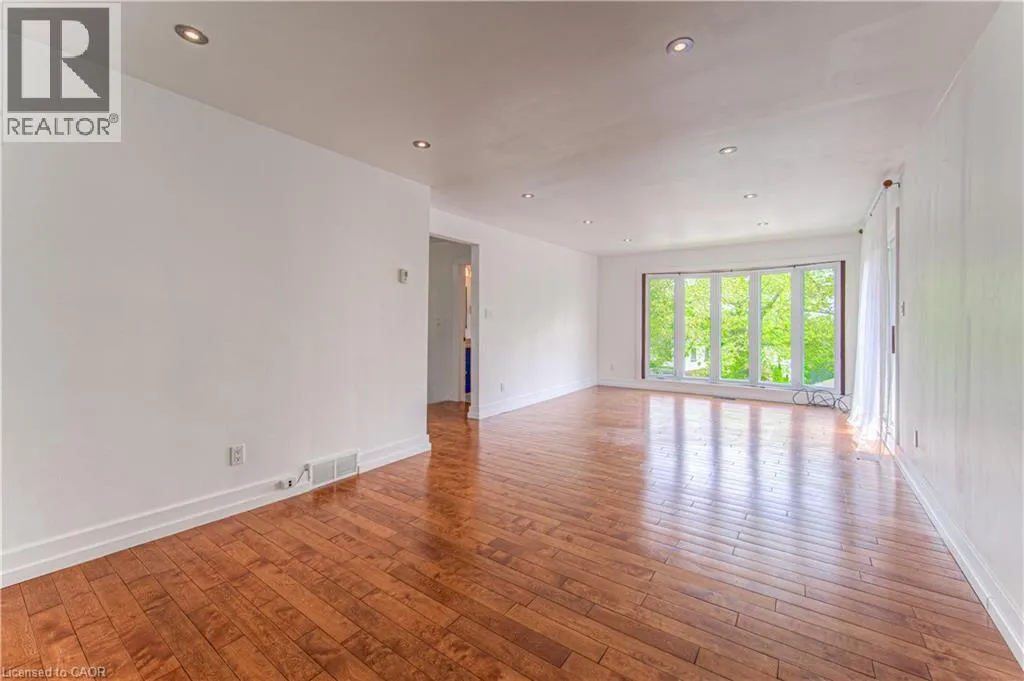 22 DUNDONALD Road