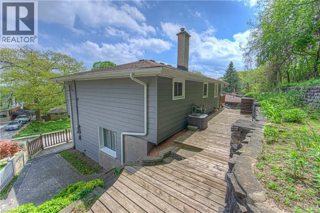 22 DUNDONALD Road