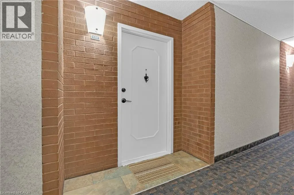 1966 MAIN Street W Unit# 402, #402
