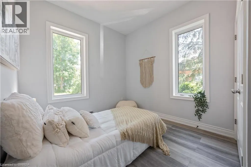 16 ARTHUR Street Unit# 2A, #2A