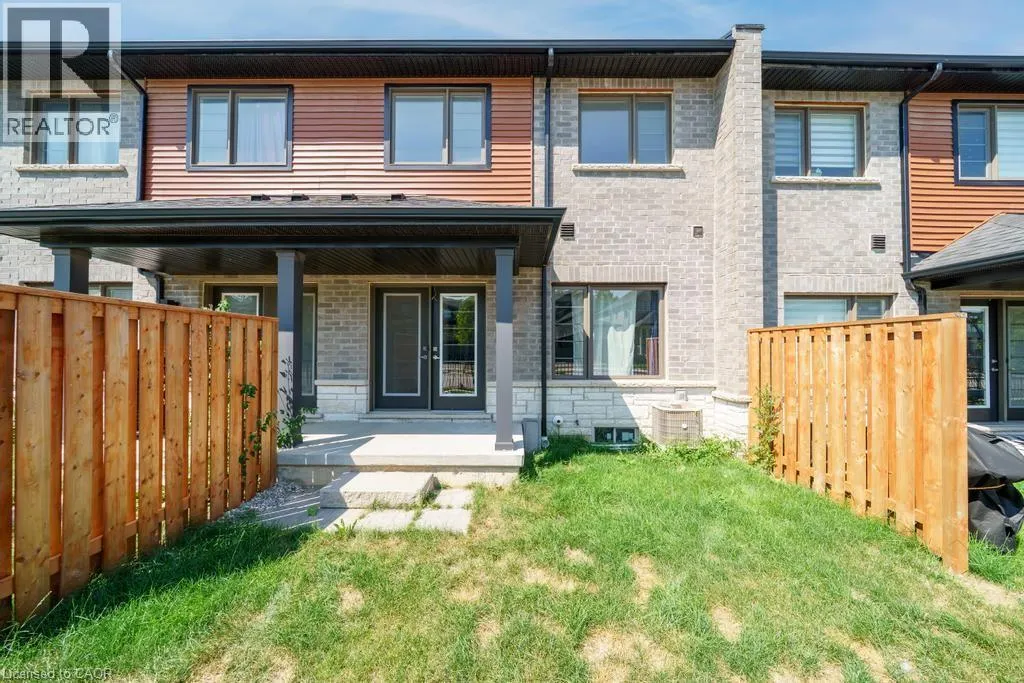 120 COURT Drive Unit# 88, #88
