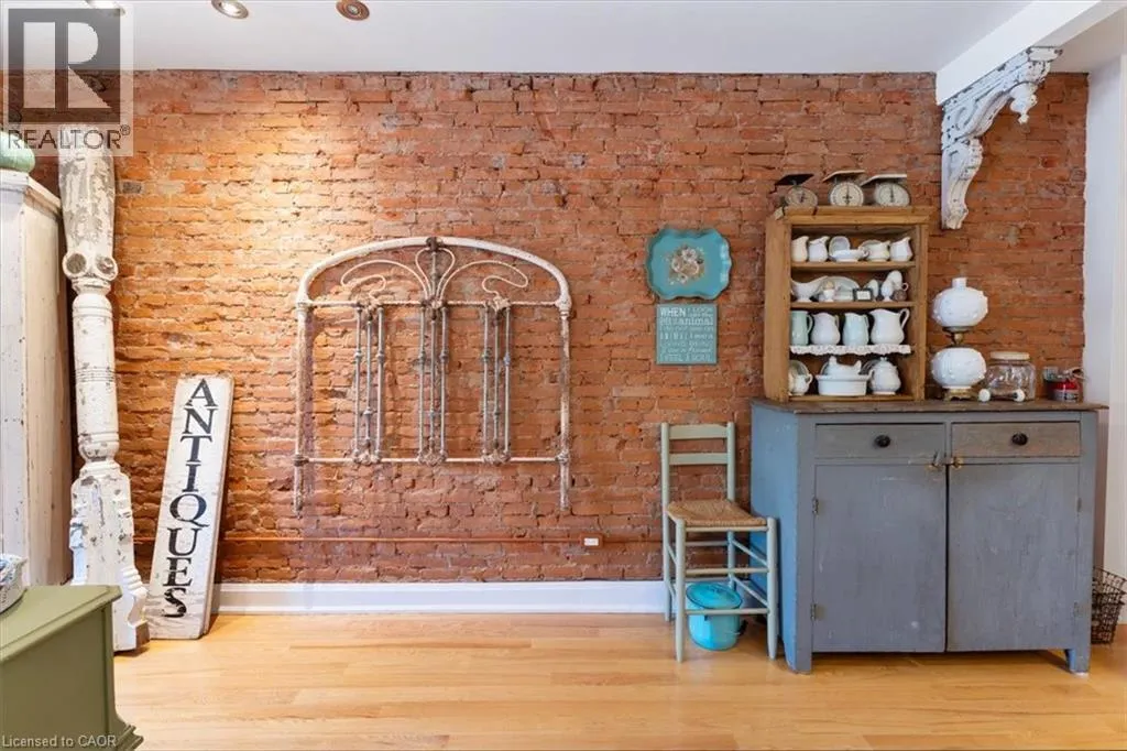 3710 MAIN Street Unit# 201, #201