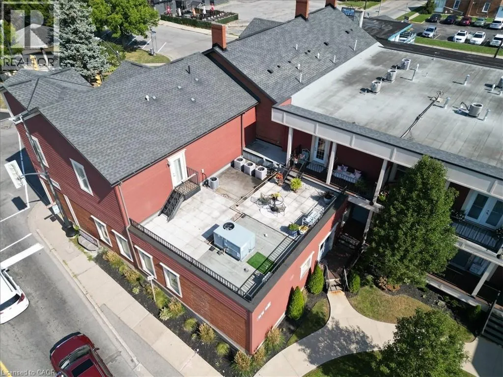 3710 MAIN Street Unit# 201, #201