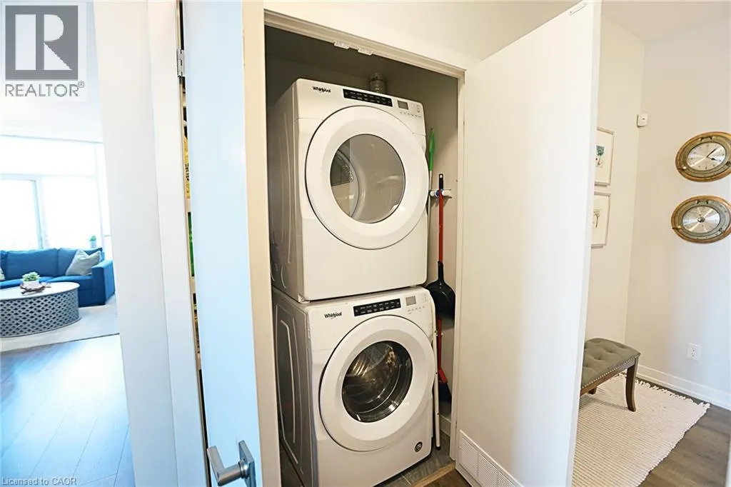 2093 FAIRVIEW STREET Street Unit# 904, #904