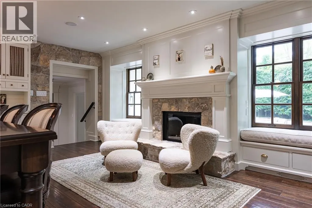 243 ALSCOT Crescent