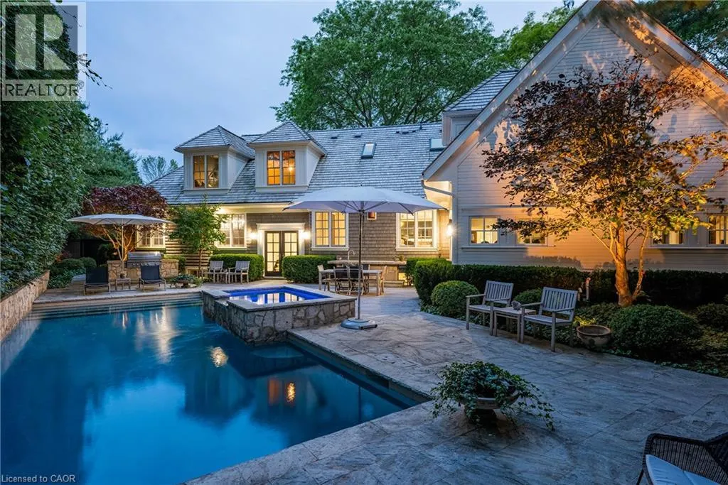 243 ALSCOT Crescent
