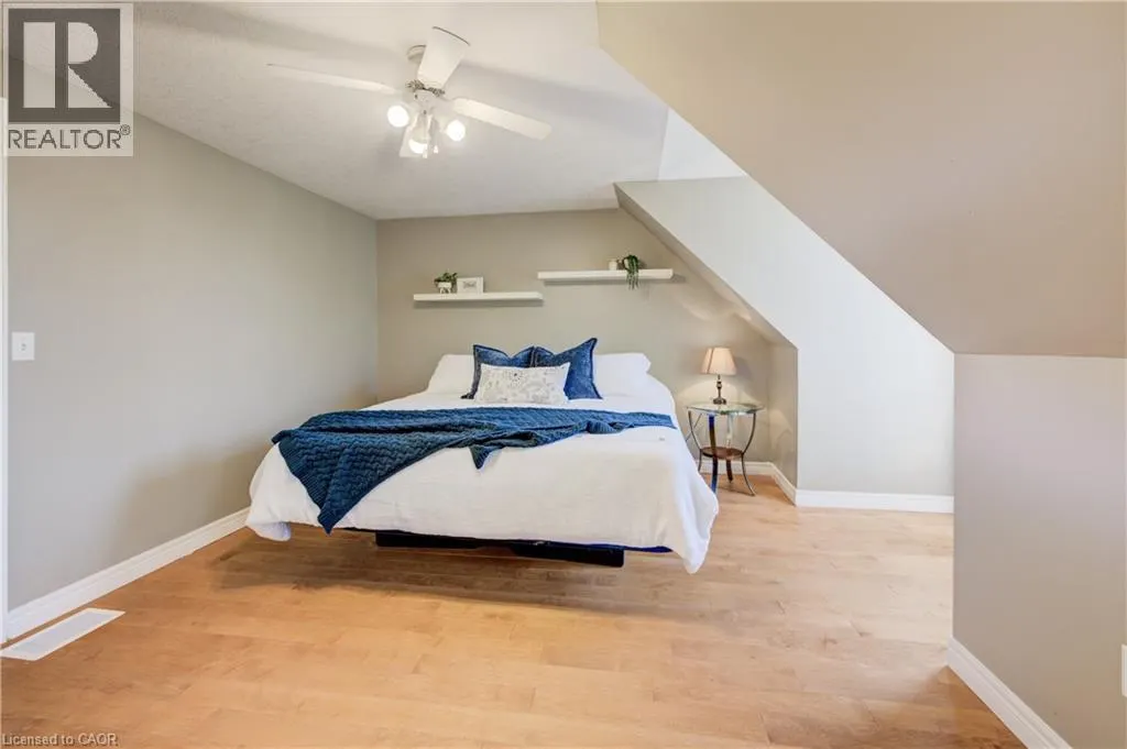 15 PETTITT Drive