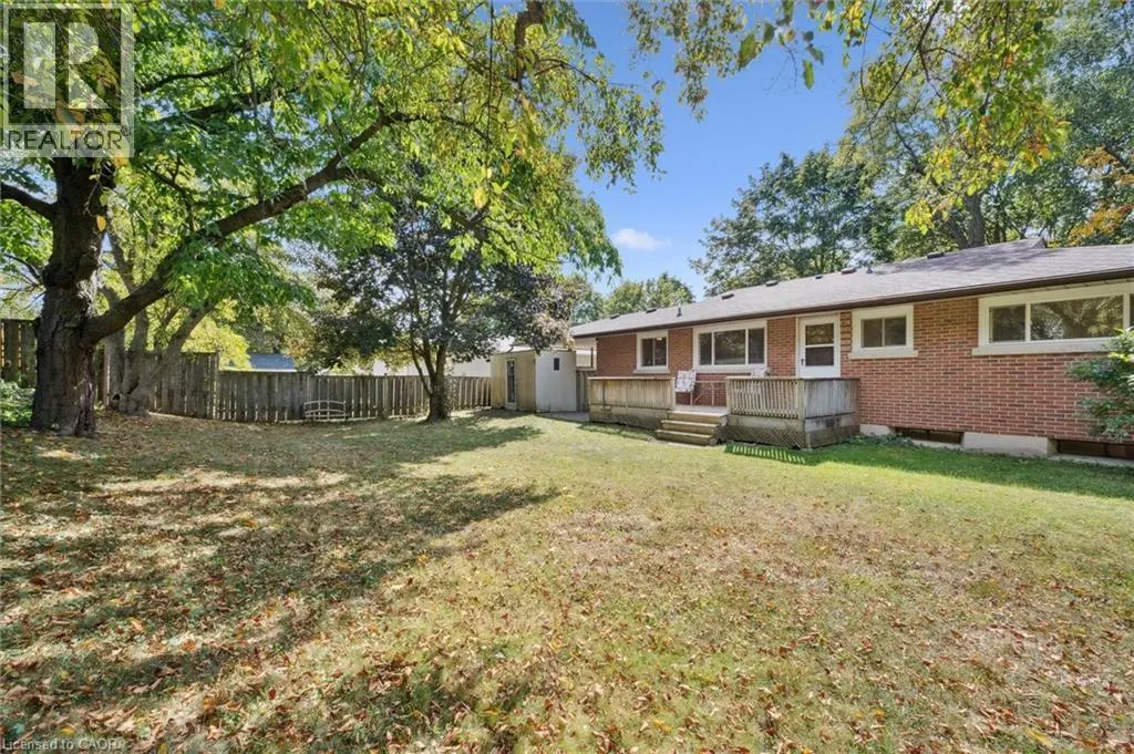 34 GRAYSTONE Avenue