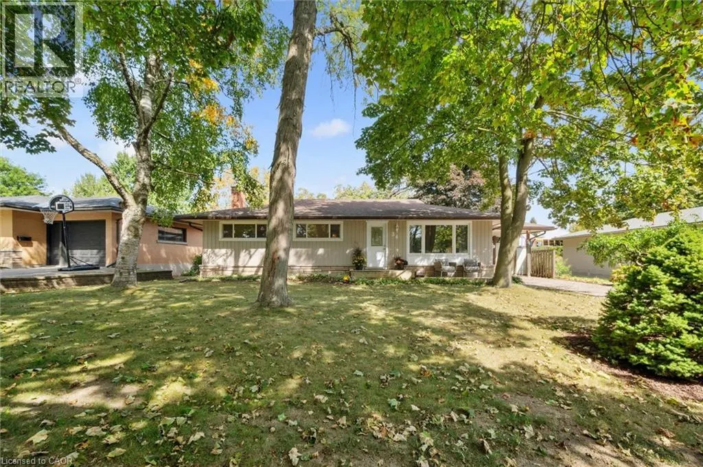 34 GRAYSTONE Avenue