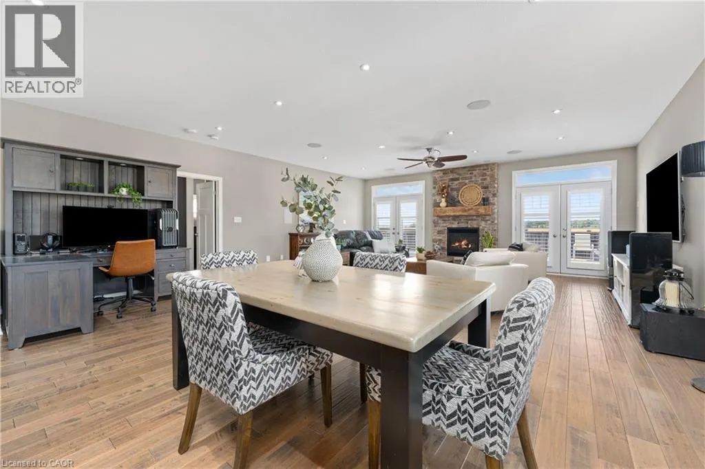 53 ANASTASIA Boulevard