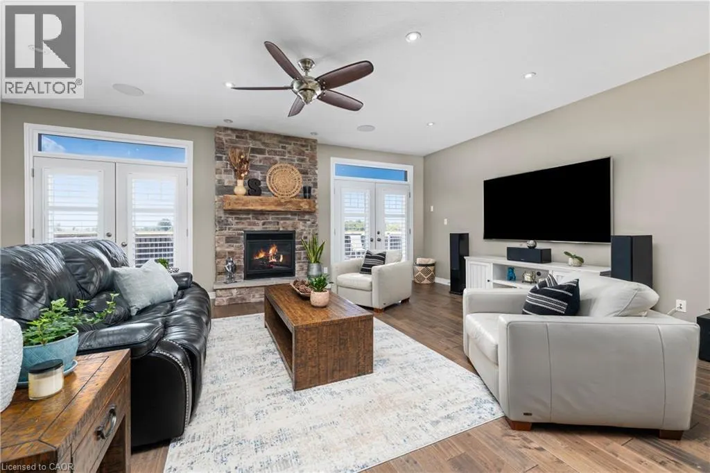 53 ANASTASIA Boulevard