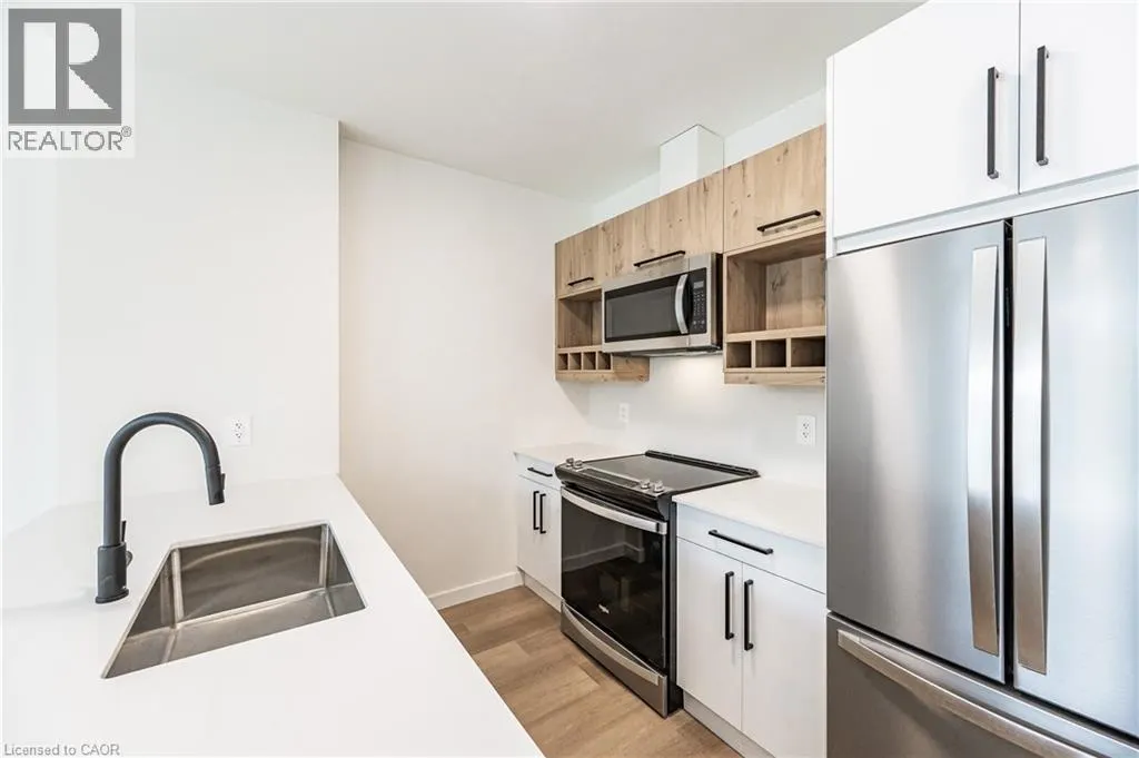 24 UNION Street E Unit# 104, #104