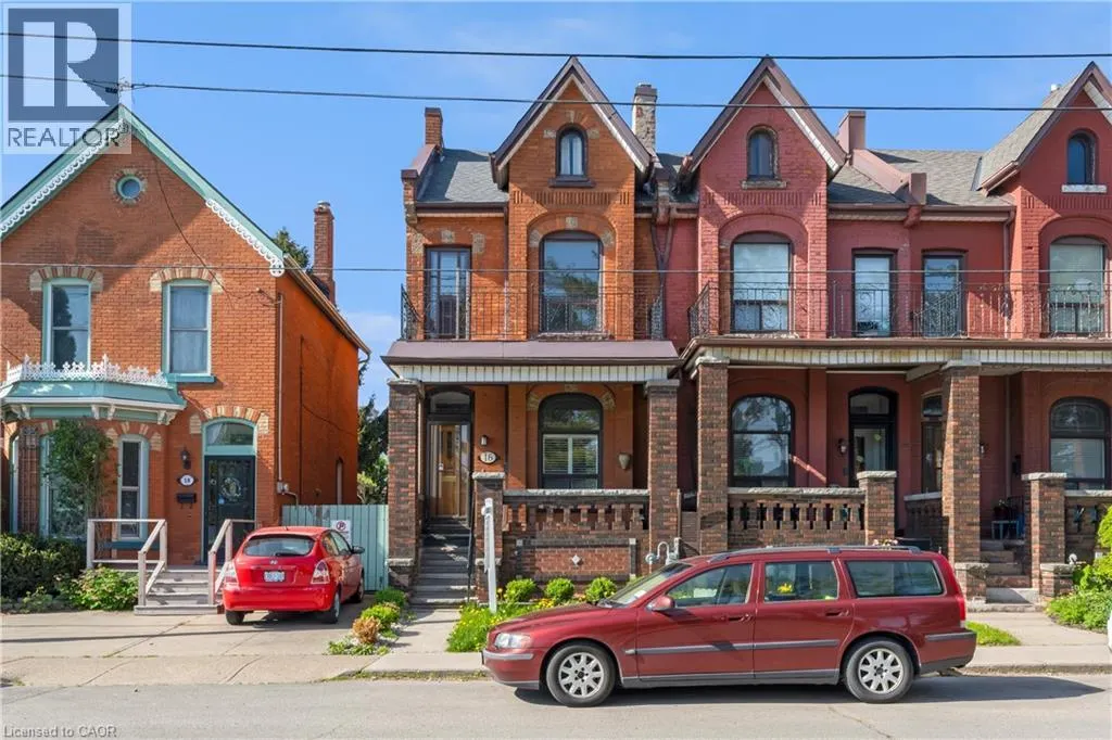 16 MURRAY Street E