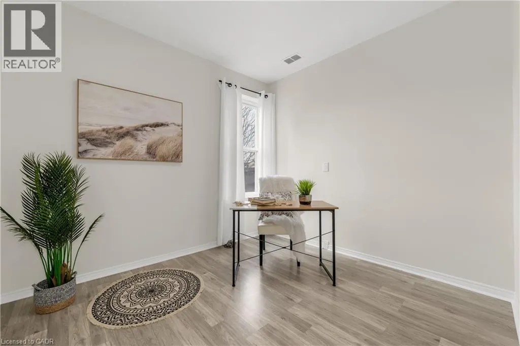 16 MURRAY Street E