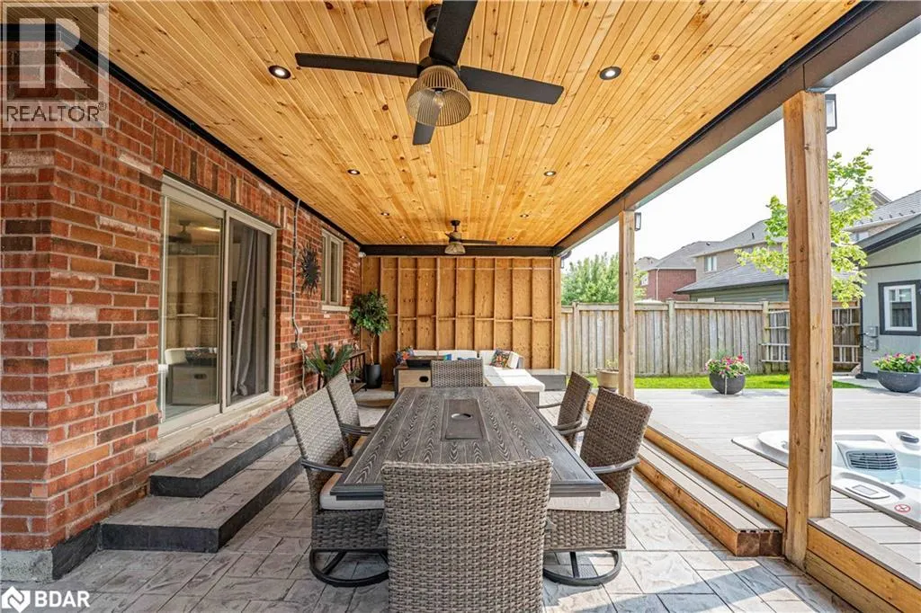 2199 DAWSON CRESCENT