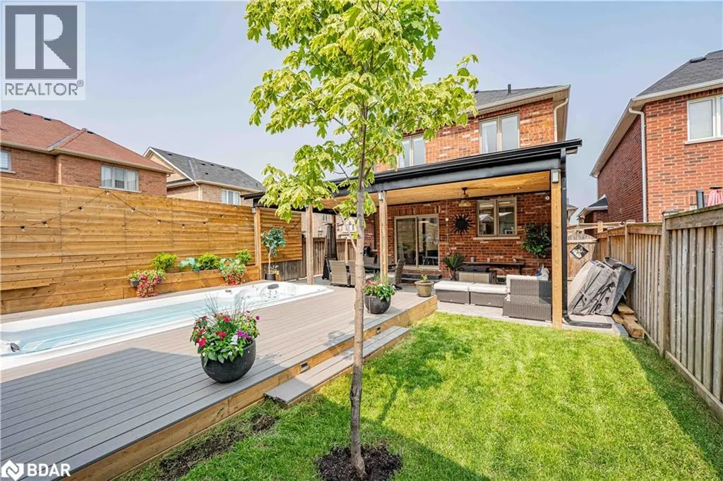 2199 DAWSON CRESCENT