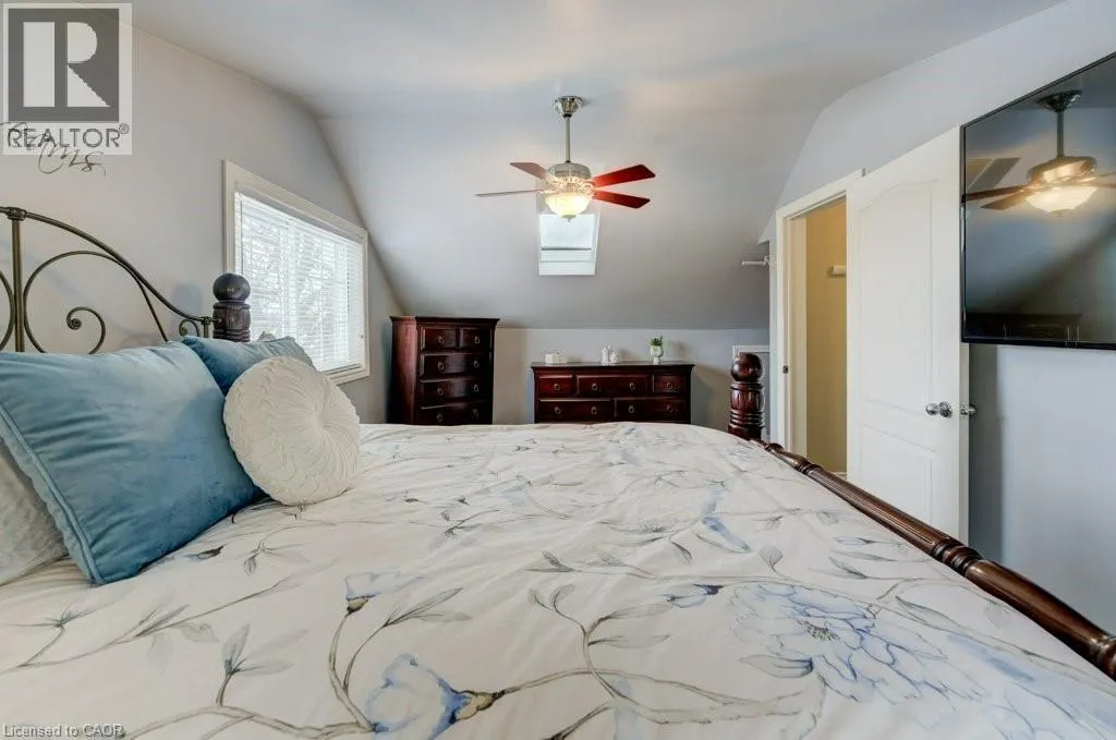 17 MEADOWCREEK Lane