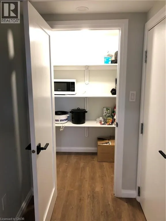 111 MIDLAND Drive Unit# LOWER, #LOWER