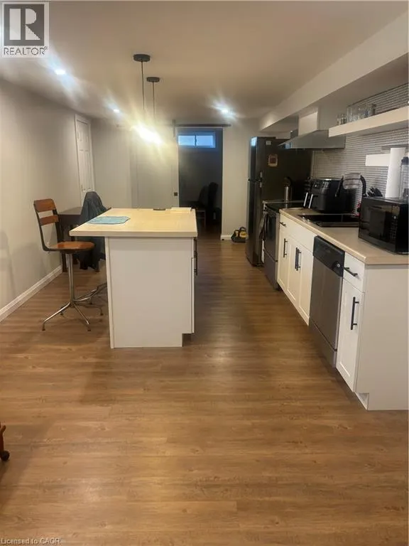 111 MIDLAND Drive Unit# LOWER, #LOWER