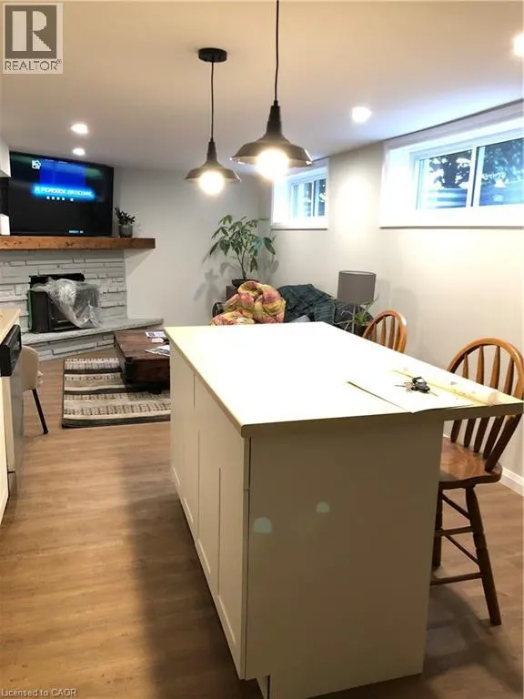 111 MIDLAND Drive Unit# LOWER, #LOWER