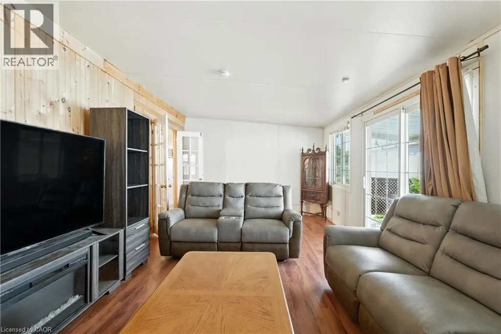 241 ST. PAUL Street W Unit# 102, #102