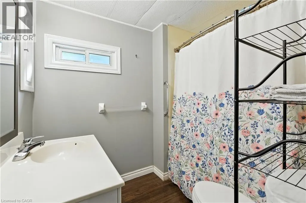 241 ST. PAUL Street W Unit# 102, #102
