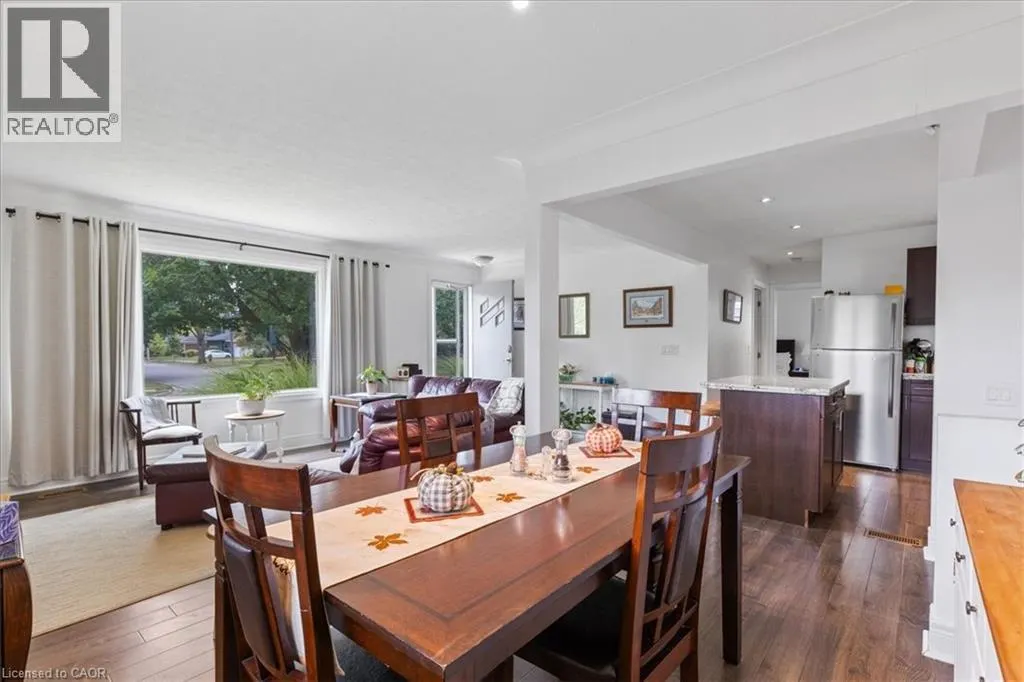 56 HILLIER Crescent