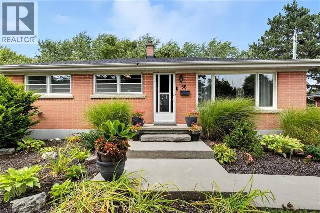 56 HILLIER Crescent