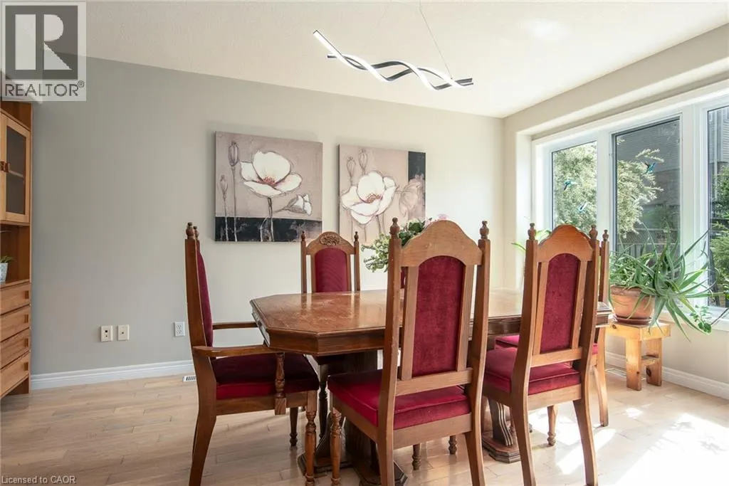 11 APPLE RIDGE Drive
