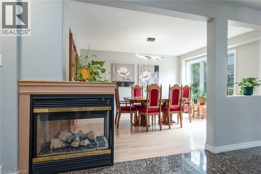 11 APPLE RIDGE Drive