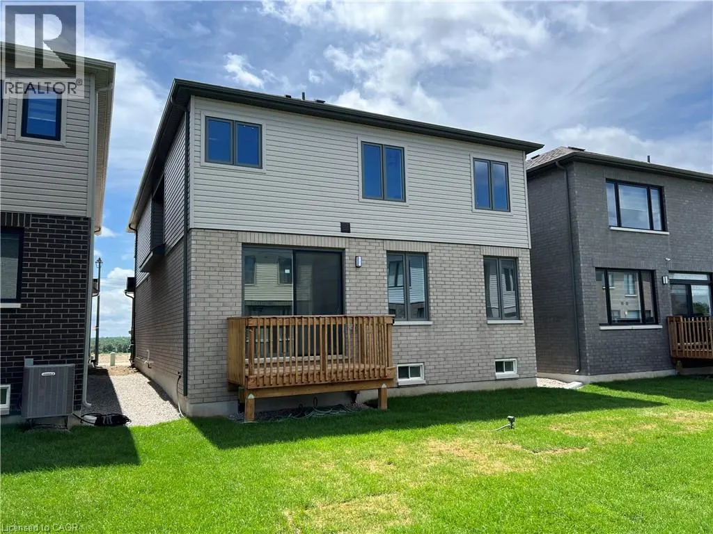 55 TESKEY Crescent