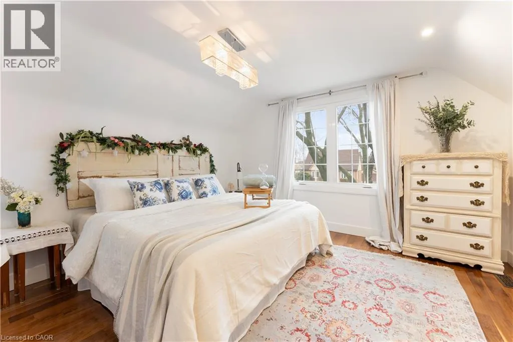 519 REGINA Drive